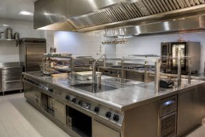 Fiche techniques cuisine : guide complet pour choisir le bon équipement
